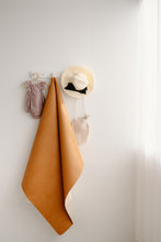 Load image into Gallery viewer, Classic 190 - Camel Oat